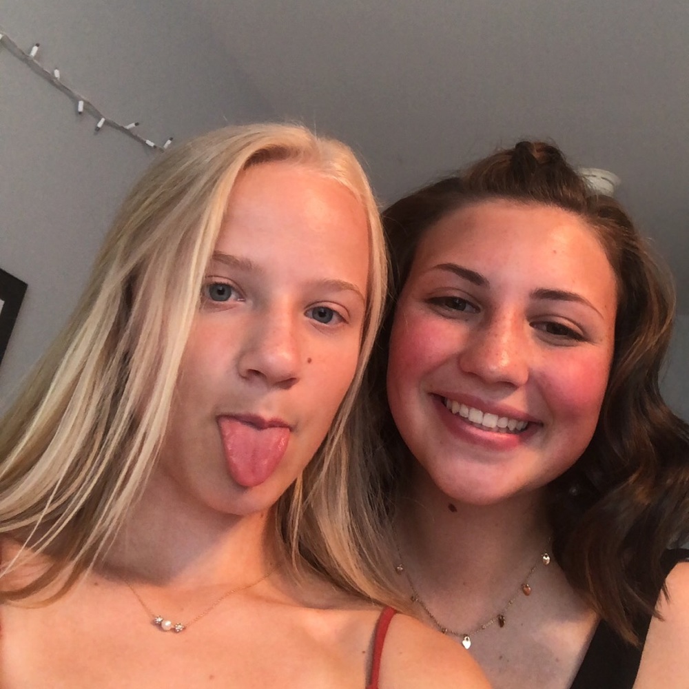 Meet your Posher, Lizzie